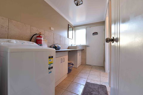 Kalbarri Sunset Villa - Tourism TAS 24