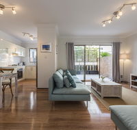 Cottesloe Sea Salt Abode - Hobart Tourism