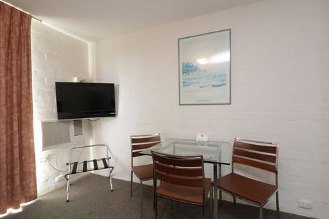 Atrium Hotel Mandurah - Tourism TAS 2