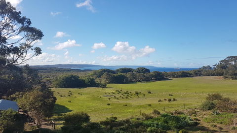Seaview And Spa At Torbay - Hobart Tourism 0