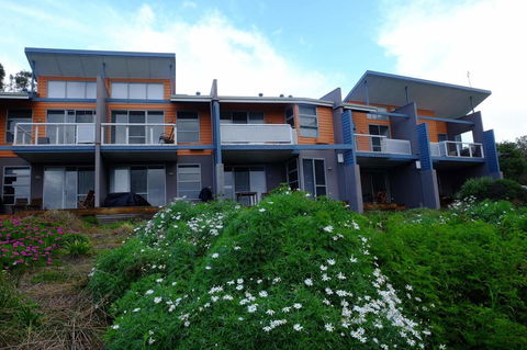 Seaview And Spa At Torbay - Hobart Tourism 3