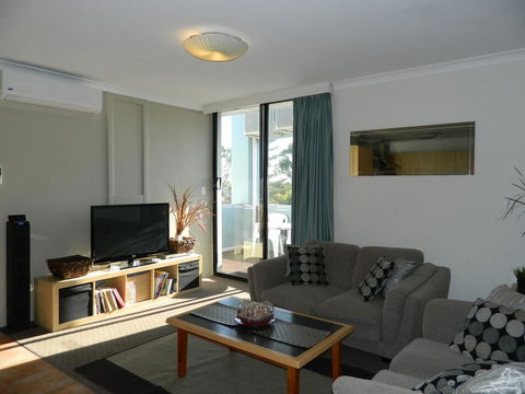 Riverside - Hobart Tourism 16