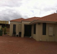 House close to airport - Tourism TAS