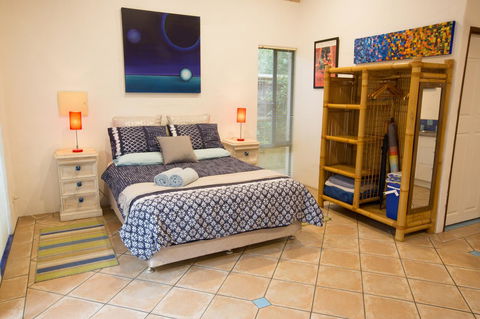 Par La Mer - Hobart Tourism 4