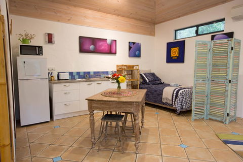 Par La Mer - Hobart Tourism 7