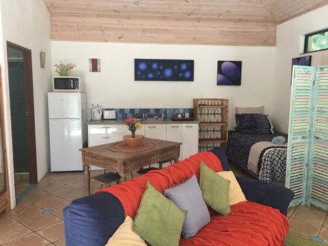 Par La Mer - Hobart Tourism 9