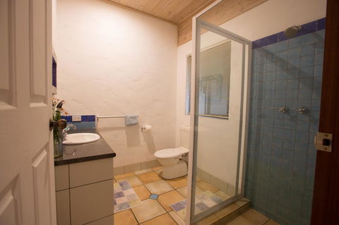 Par La Mer - Hobart Tourism 16