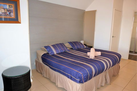 Osprey Holiday Village Unit 203 1 Bedroom - Tourism TAS 3
