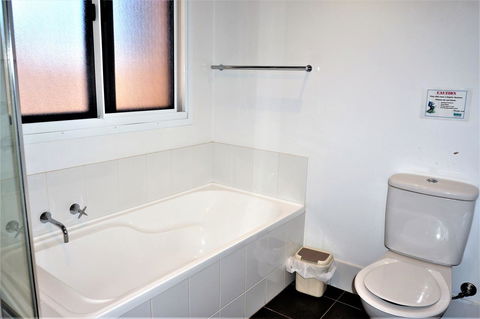 Osprey Holiday Village Unit 203 1 Bedroom - Tourism TAS 10