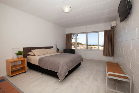 EUCLA MOTOR HOTEL - Tourism TAS 26