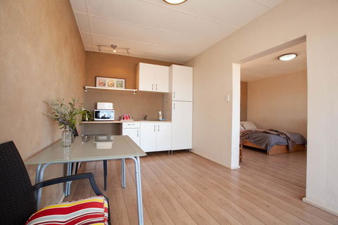 EUCLA MOTOR HOTEL - Tourism TAS 14