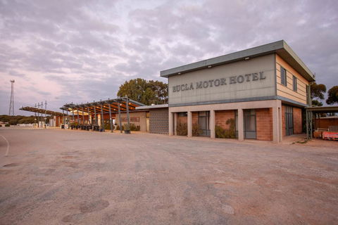 EUCLA MOTOR HOTEL - Tourism TAS 0