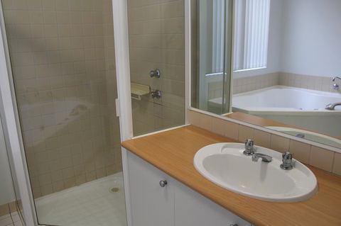 Mandurah Ocean Marina Chalets - Tourism TAS 25