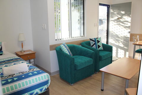 Mandurah Ocean Marina Chalets - Tourism TAS 33