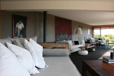 Aqua Views - Tourism TAS 7