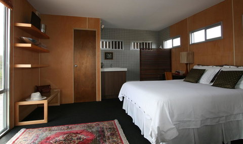 Aqua Views - Tourism TAS 10