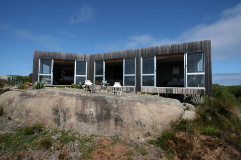 Aqua Views - Tourism TAS 5