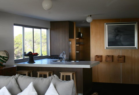 Aqua Views - Tourism TAS 9