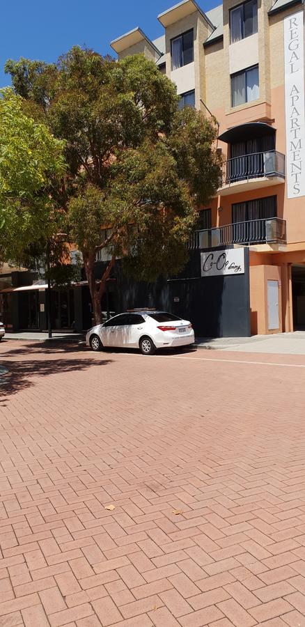 Superb 2 BR East Perth Riverside Apartment Location Comfort And Space 45 - Hobart Tourism 1