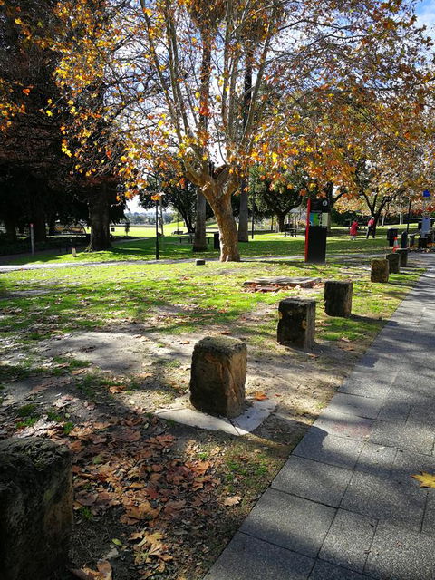 Superb 2 BR East Perth Riverside Apartment Location Comfort And Space 45 - Hobart Tourism 10