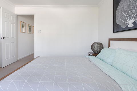 Jane Residence - Hobart Tourism 26