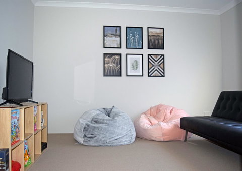 The Kingsleyâ€™s Place â€“ Piara Waters - Tourism TAS 9
