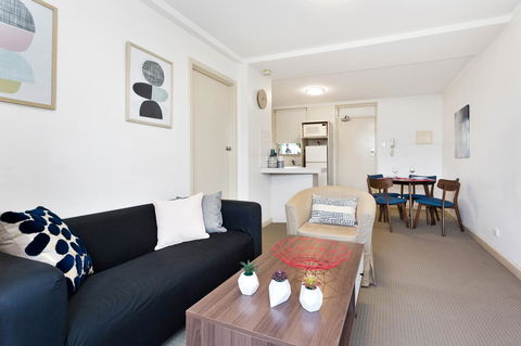 South Perth Executive Apartment - Hobart Tourism 2
