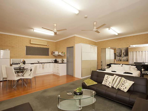 Garden Studio - Tourism TAS 7
