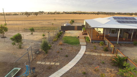The Mains Guest House 2 Bedroom Farm Stay - Hobart Tourism 14