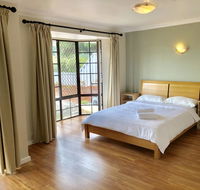 Charming quiet Lodge-2 minutes walk to Shopping Complex - Hobart Tourism