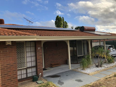 Charming Quiet Lodge-2 Minutes Walk To Shopping Complex - Hobart Tourism 25