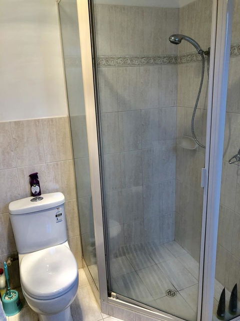 Charming Quiet Lodge-2 Minutes Walk To Shopping Complex - Hobart Tourism 22