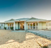Blue Sky Escapes The Lookout Lancelin - Tourism TAS