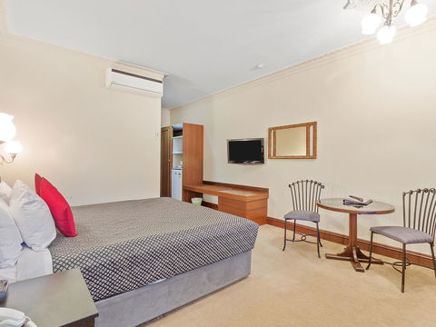 Heritage Country Motel - Tourism TAS 9