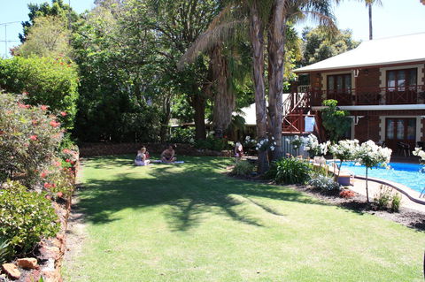 Heritage Country Motel - Tourism TAS 32