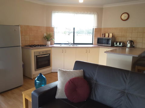 Cosy Corner Chalets - Hobart Tourism 8