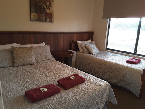 Cosy Corner Chalets - Hobart Tourism 9
