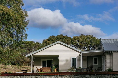 Stablebase - Hobart Tourism 2