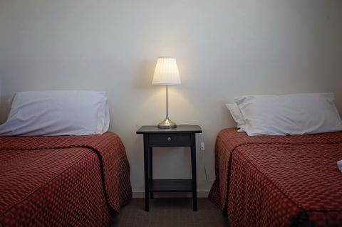 Hopetoun Motel & Chalet Village - Tourism TAS 33