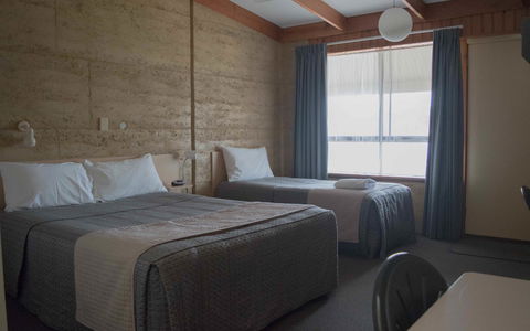 Hopetoun Motel & Chalet Village - Tourism TAS 1