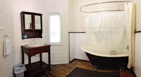 Hopetoun Motel & Chalet Village - Tourism TAS 37
