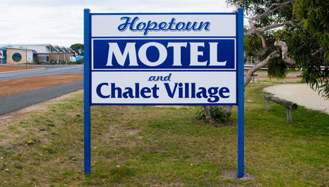 Hopetoun Motel & Chalet Village - Tourism TAS 5