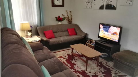 Affordable Inn - Tourism TAS 13