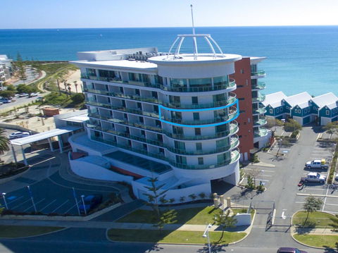 A 406 FANTASTIC OCEAN BEACH And MARINA VIEW APT - MANDURAH - Tourism TAS 24