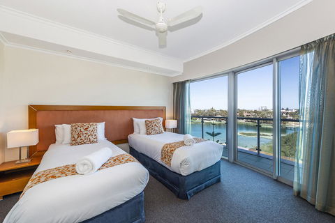 A 406 FANTASTIC OCEAN BEACH And MARINA VIEW APT - MANDURAH - Tourism TAS 17