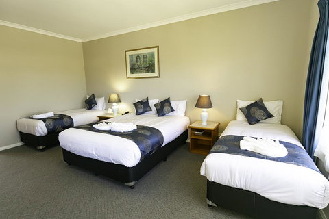 Esplanade Hotel Busselton - Tourism TAS 4