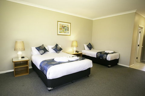 Esplanade Hotel Busselton - Tourism TAS 3