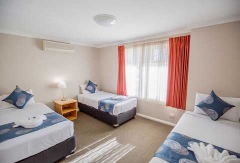 Esplanade Hotel Busselton - Tourism TAS 11