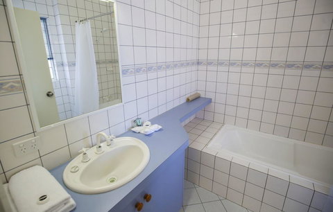 Esplanade Hotel Busselton - Tourism TAS 16