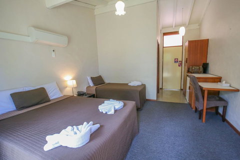 Esplanade Hotel Busselton - Tourism TAS 27